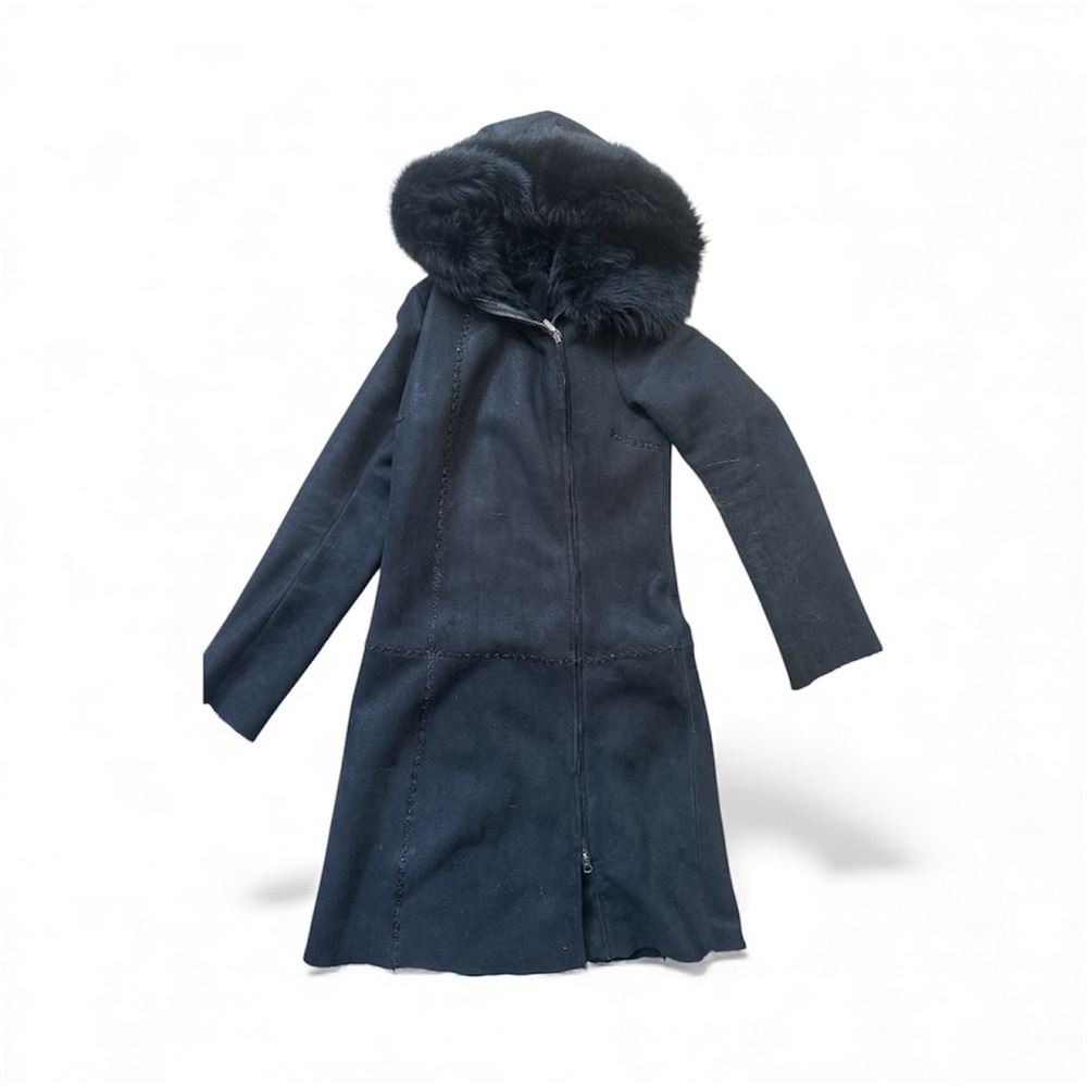 Elegant Black Leather Coat with Fur Trim